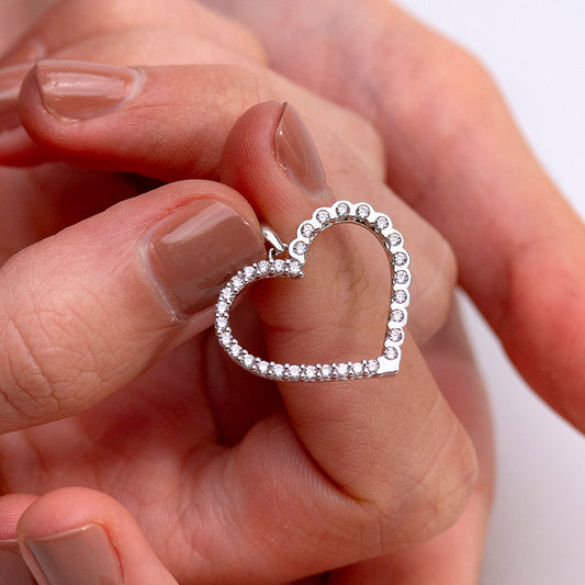 Ciondolo Cuore Asimmetrico in Argento con Zirconi